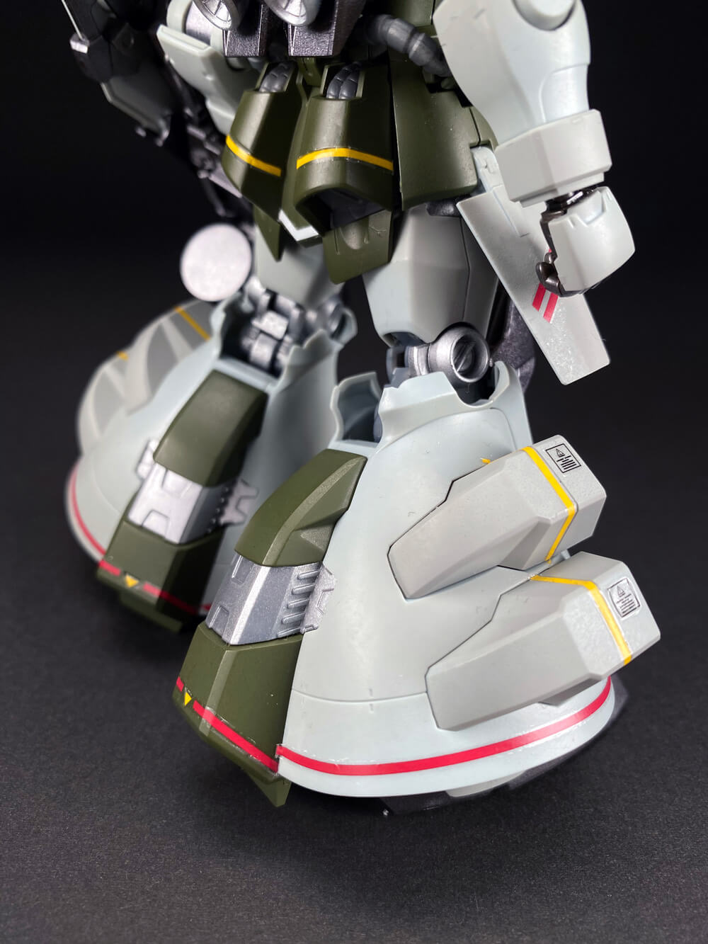 ガンダムベース限定】HG 1/144 グフ・フライトタイプ、簡単スプレー