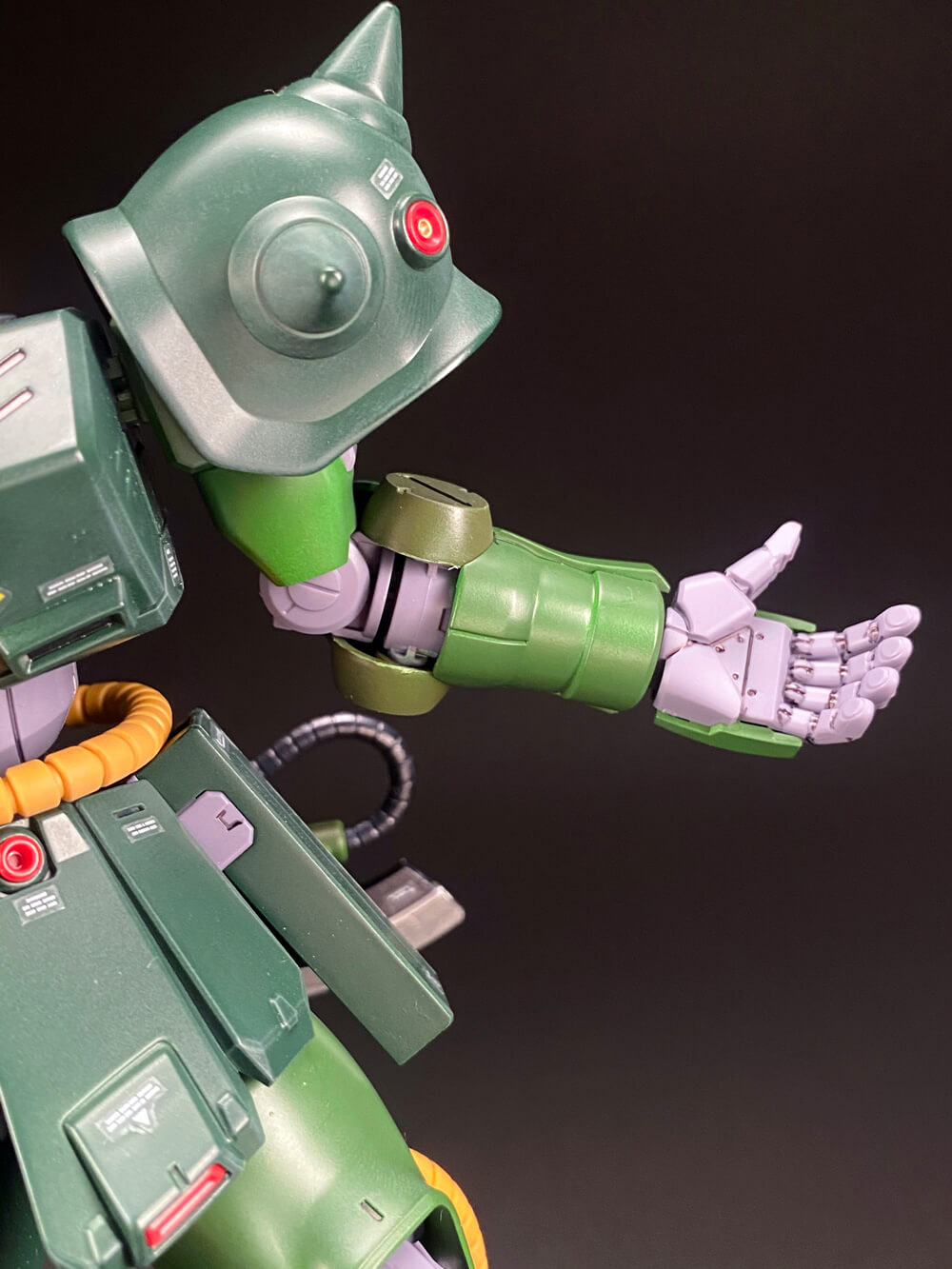 ガンプラ塗装】RE/100 1/100 ザクII改、簡単スプレー塗装と