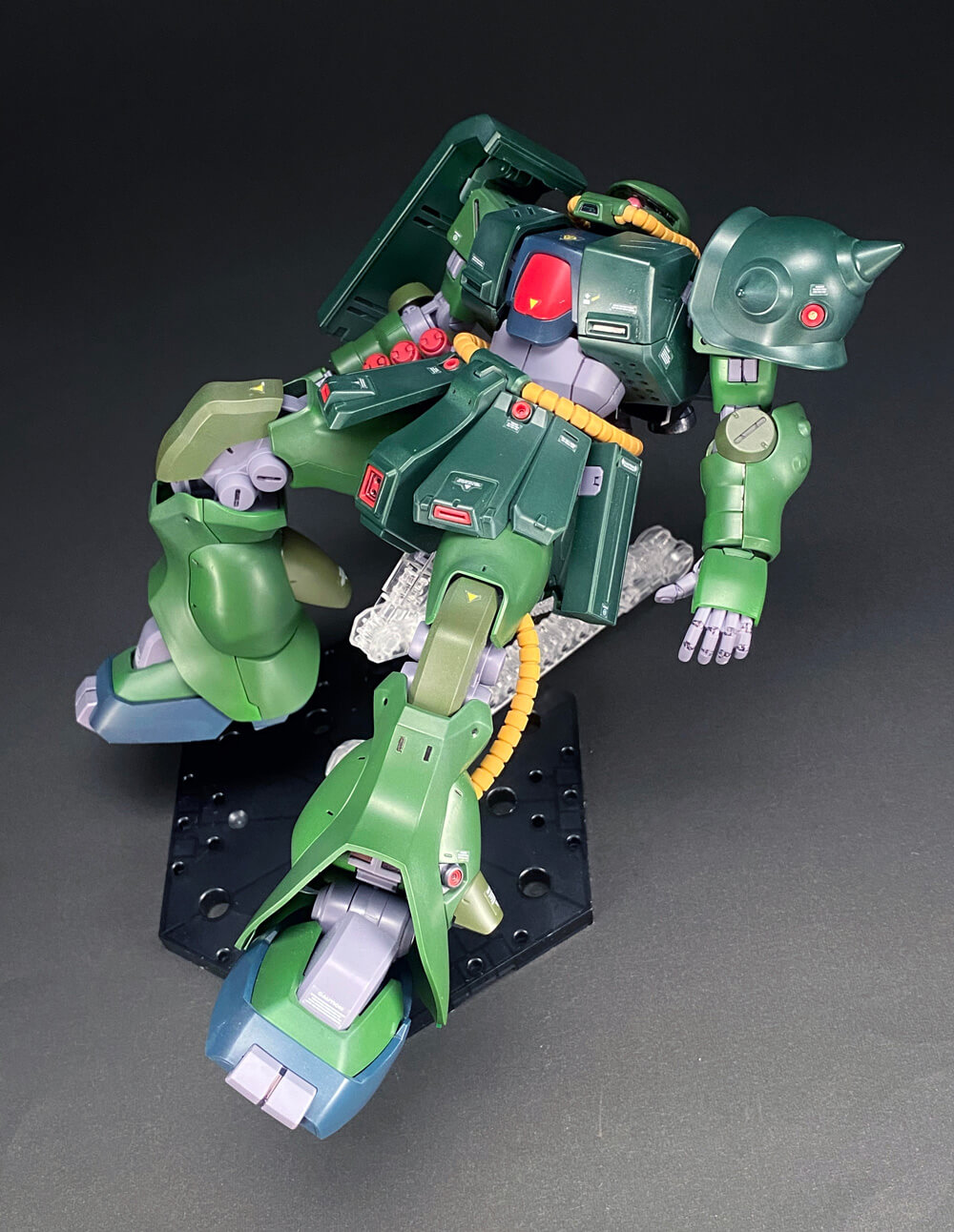 ガンプラ塗装】RE/100 1/100 ザクII改、簡単スプレー塗装と