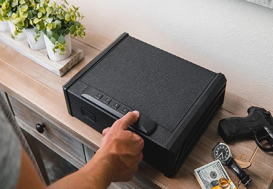 The Best Pistol Safe Under 100 ( Buying Guide ) Gun Safe Security