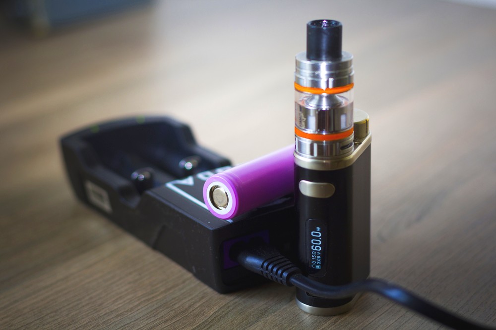 Vapes or ECigarettes Full comparison GurusWay