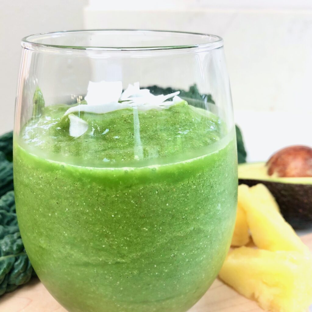 Pineapple Green Smoothie Gluten Free & Gut Health Nutritionist
