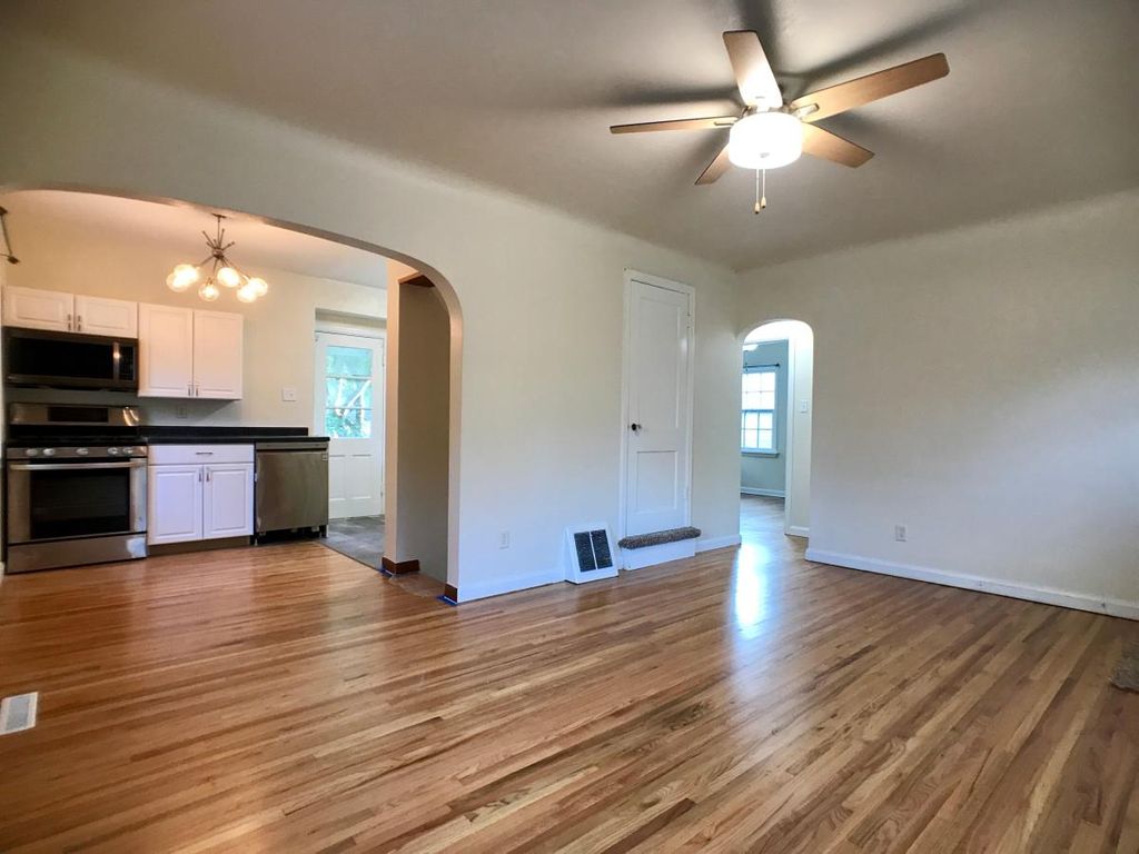 Home Gutschmidt Properties