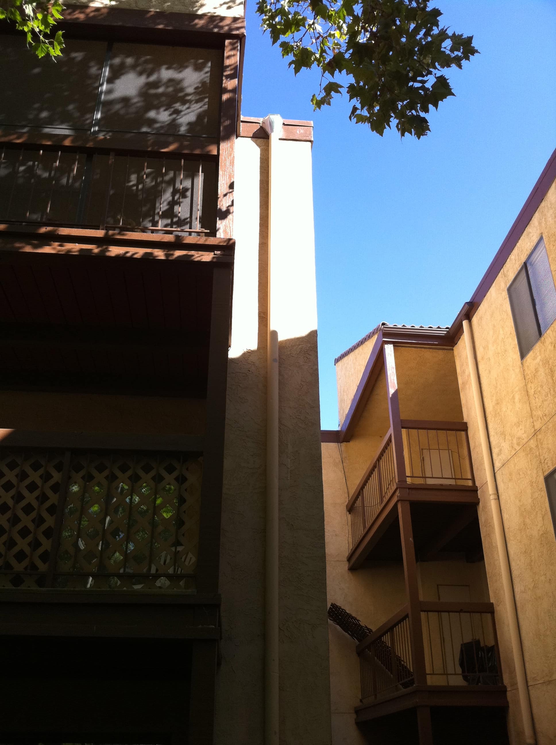 Commercial Rain Gutters in reno nv Custom Seamless Rain Gutter Guards