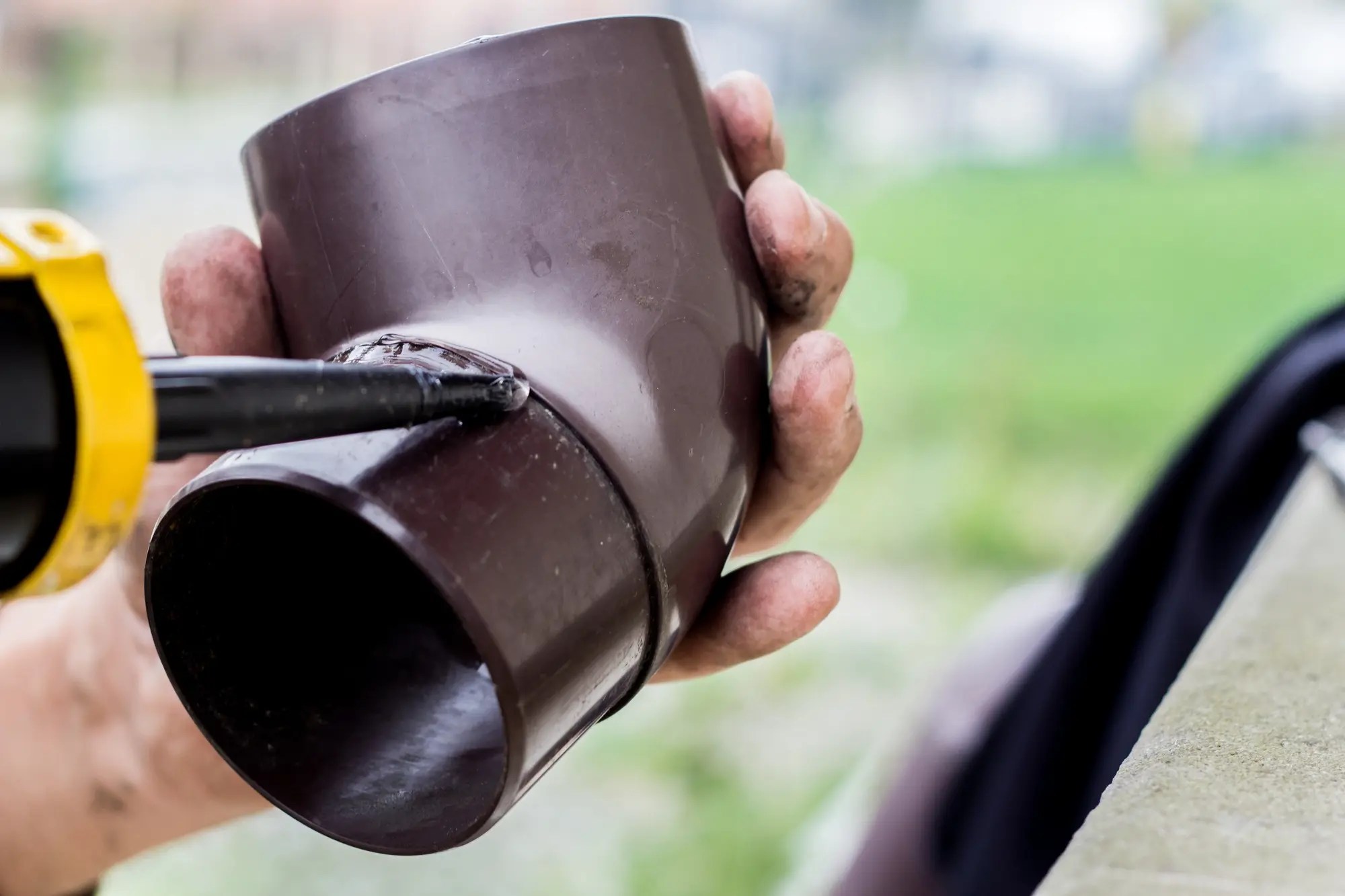 How Long Does Gutter Sealant Take To Dry