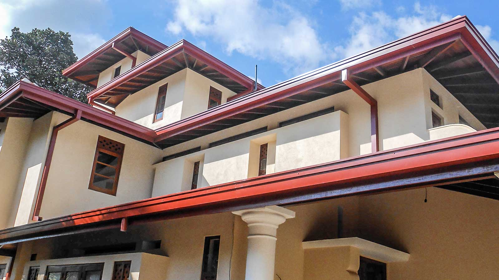 Site at Homagama (Colour Maroon/DesignSG 01) Gutters.lk Sri Lanka