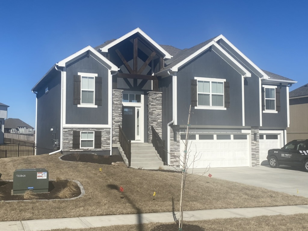 Gutter Installation in Richmond MO and Beyond Gutter Tech