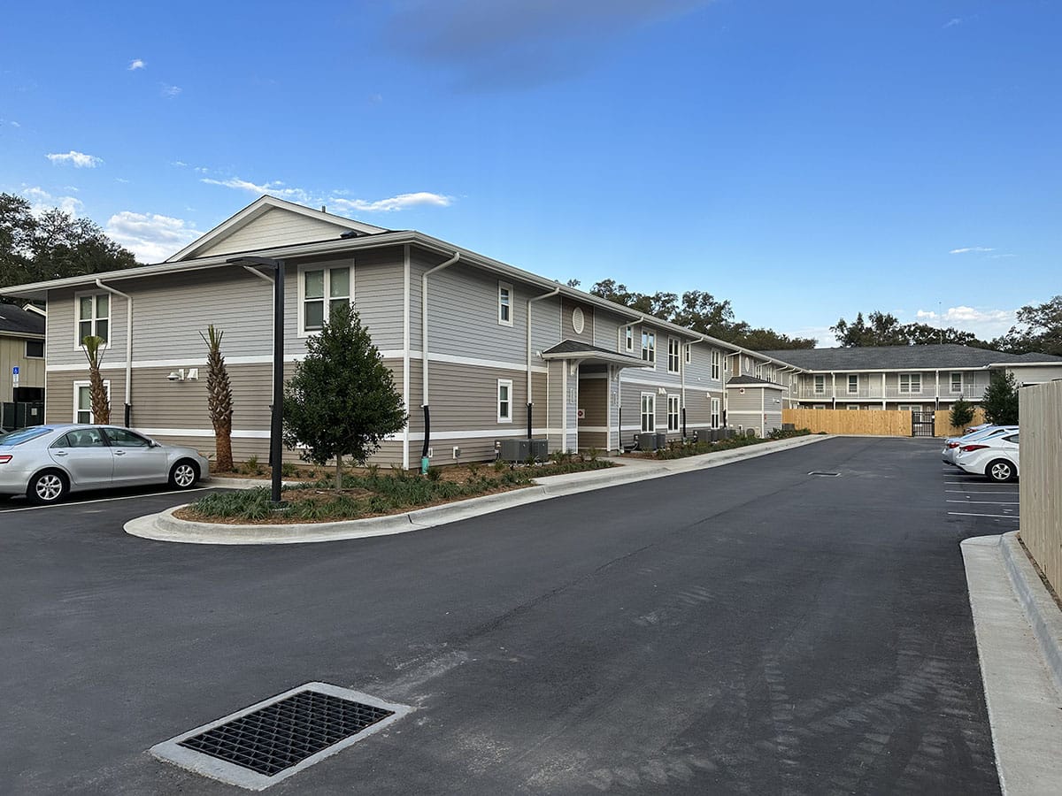 Siding Guy Brothers Roofing & Siding (850) 7832062