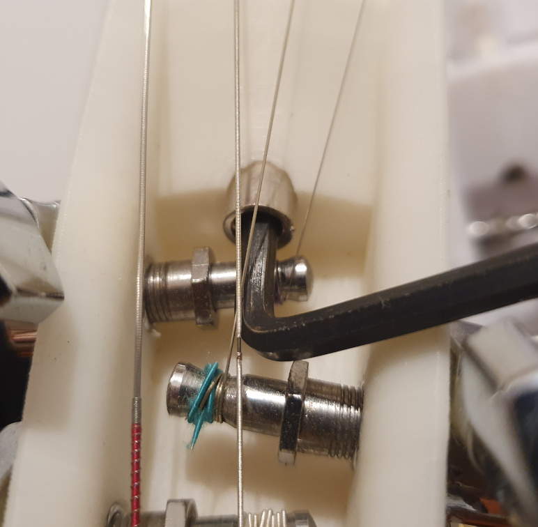 Truss violin I deigned, 3D printed and built a violin and I am