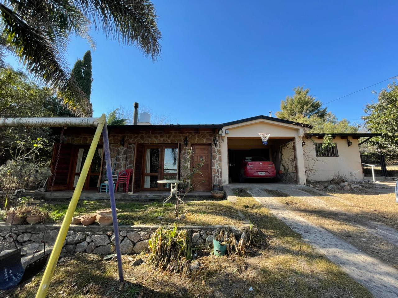 CASA EN VENTA EN B° VILLA DEL LAGO