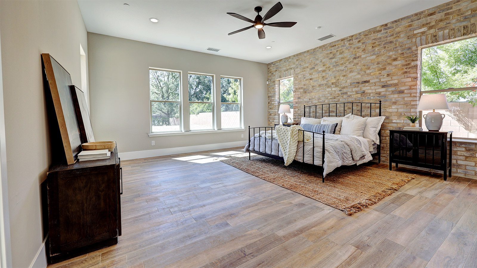 Residence 5 Plus Granville Homes