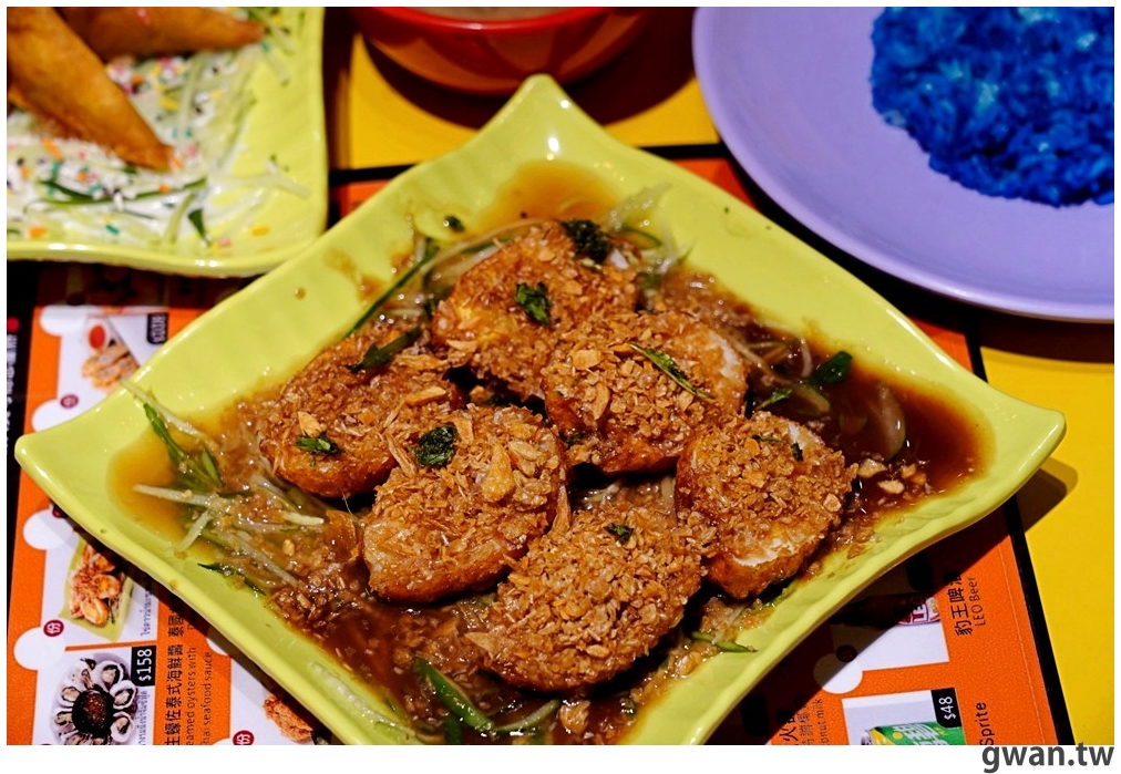 不用出國就能吃到泰國超夯的火山蝦,還有火山排骨買一送一喔!泰辛火山排骨 不用出國就能吃到泰國超夯的火山蝦,還有火山排骨買一送一喔!泰辛火山排骨