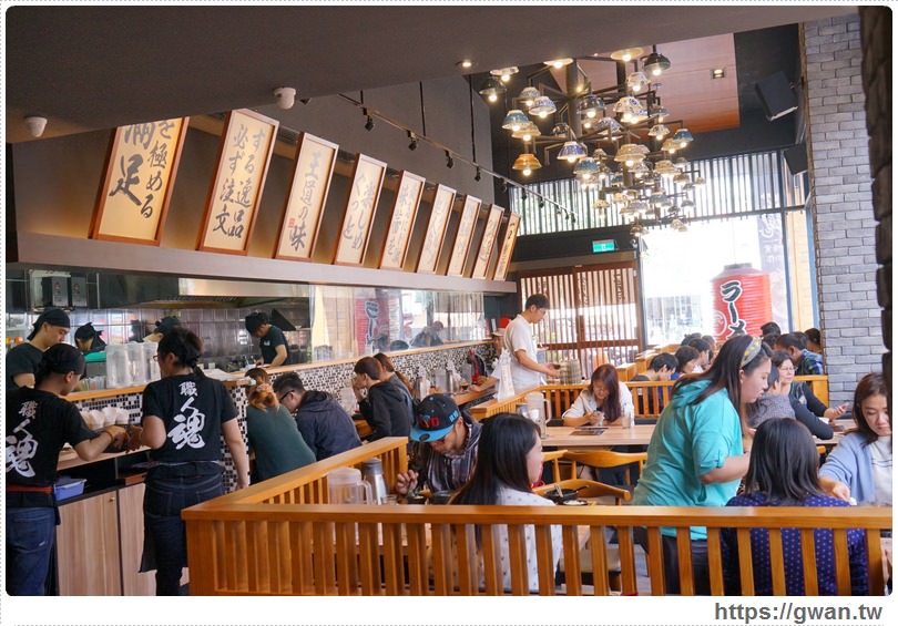 [台中美食●西屯區] 富士山55沾麵 -- 世界風大賞♥️印度咖哩、義式蕃茄口味新上市 | 沾麵吃完煮燉飯 | 中科商圈排隊拉麵