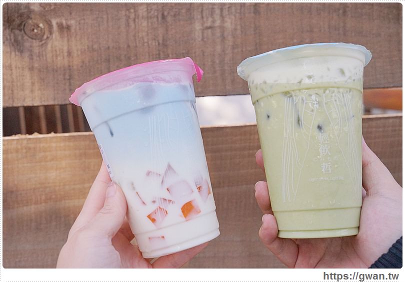 [台中飲料●西屯區] 輕飲哲中科巴士概念店 -- 不載人只賣飲料 | 台中第一間巴士概念茶飲