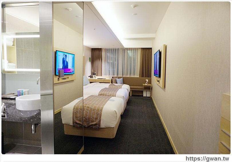 [韓國住宿●首爾] 明洞第一飯店 a FIRST Myeongdong -- 交通、生活機能便利，附近有機場巴士 | 去年新開幕酒店