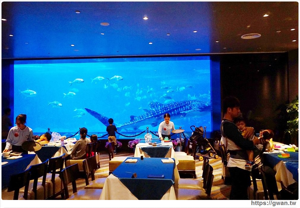 [中國旅遊●珠海] 橫琴長隆海洋王國 海底餐廳 -- 奇幻的海底世界，鯨鯊陪你一起吃晚餐