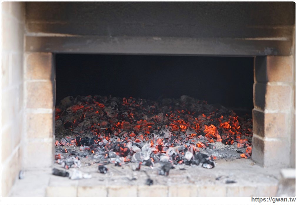 苗栗最新祕境景點 | 一周營業三天，想參觀得先預約，還有超好吃的E-ma手工窯烤麵包！！