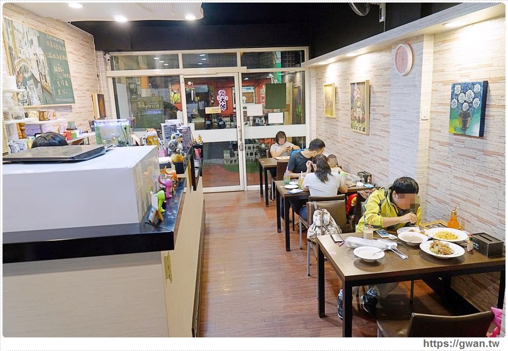 高沐手作料理 | 整尾魷魚霸氣蓋麵，還有中獎率很高的再來一碗半價～