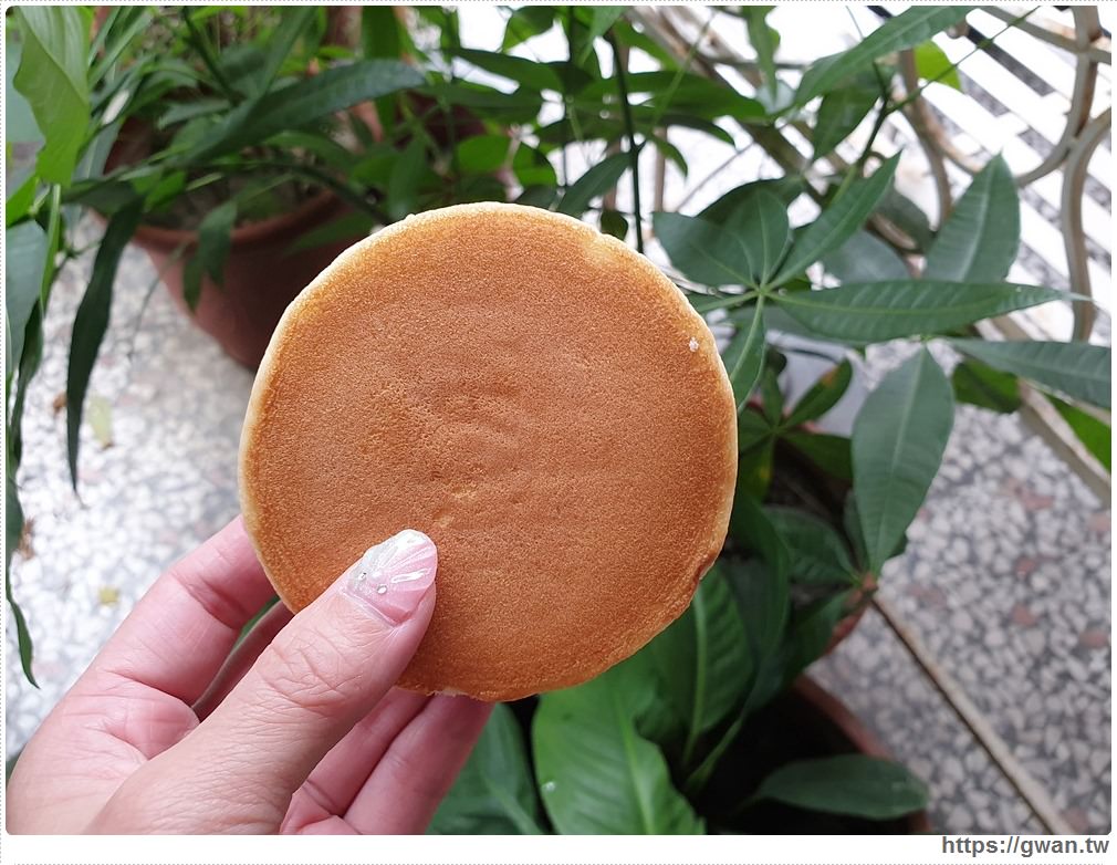 義美又出新品啦～義美奶茶變身銅鑼燒冰淇淋，超人氣冰品只在全聯獨家販售！