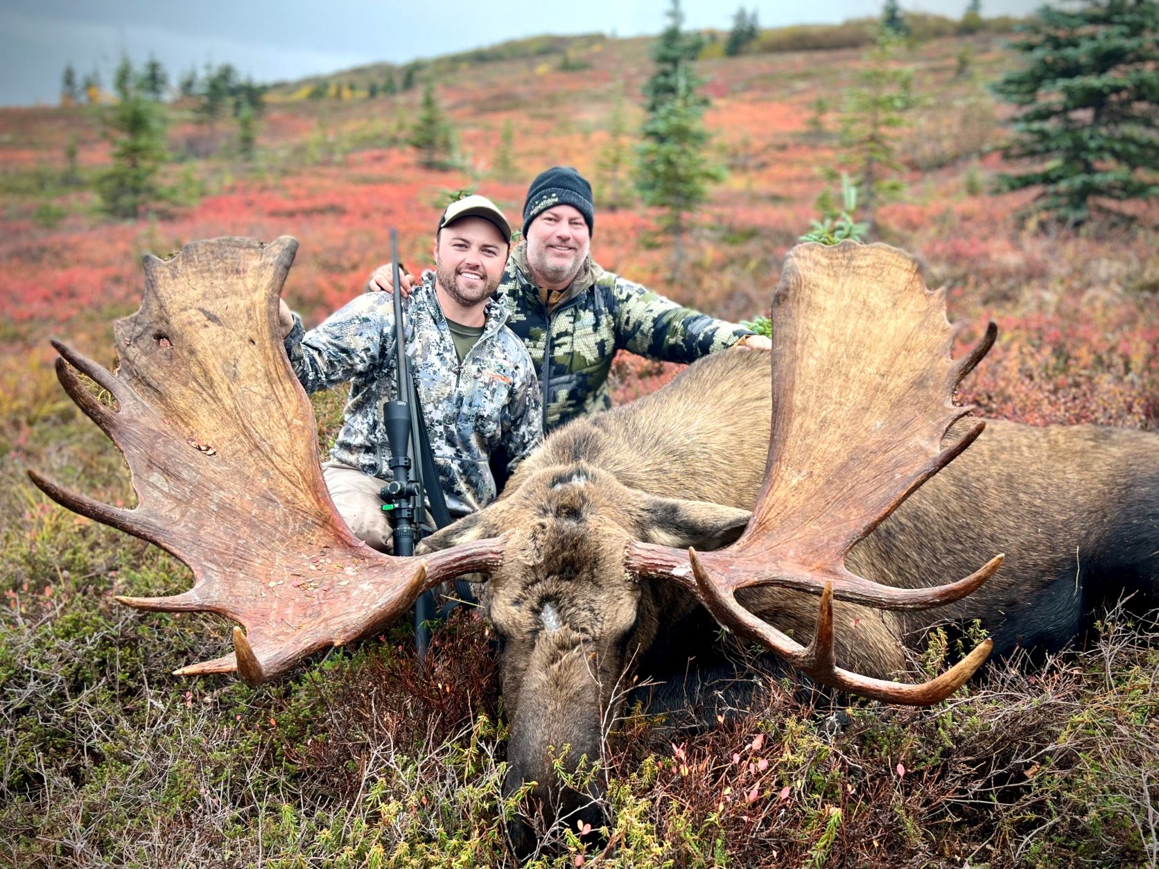 Monster Moose in Alaska!! Gordie White Worldwide Safaris
