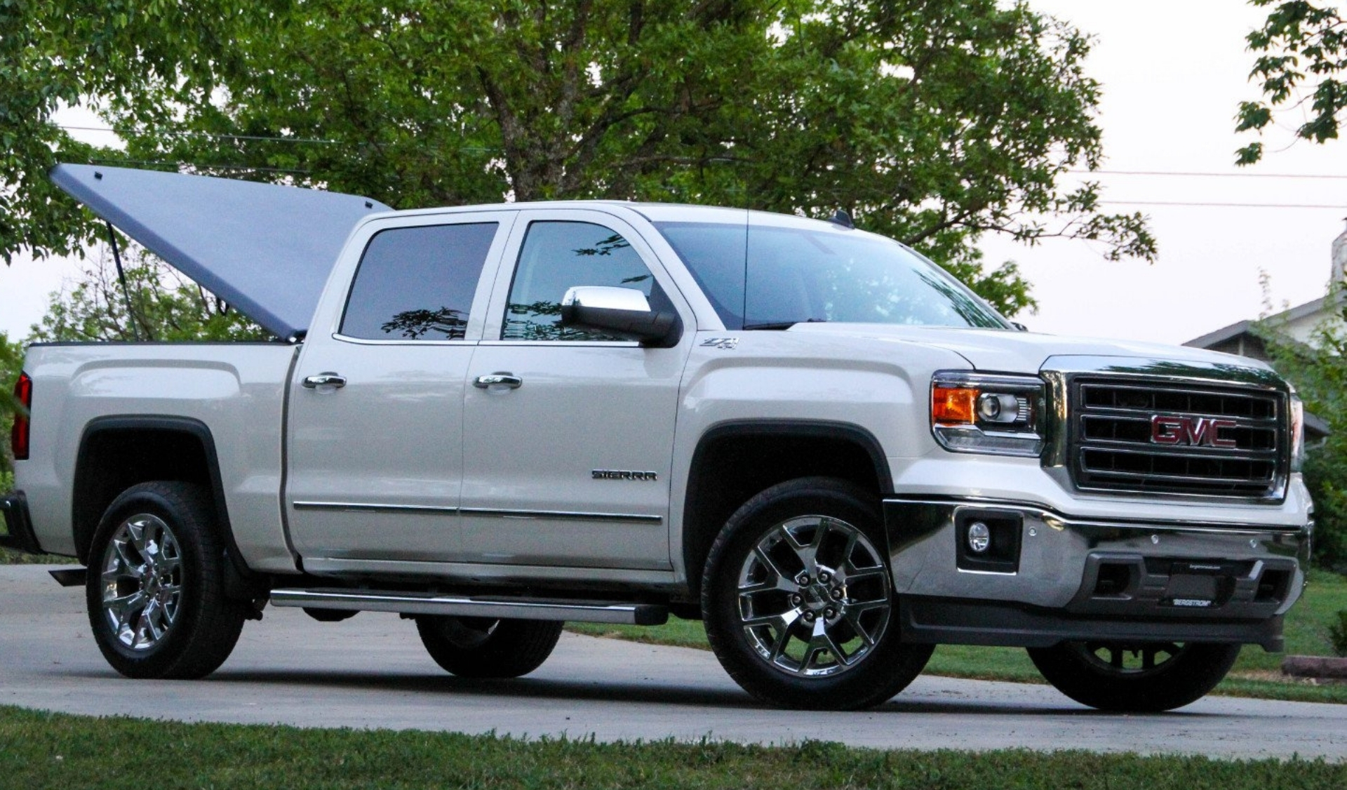 Bed Covers Jacksonville's Truck Accessory Leader