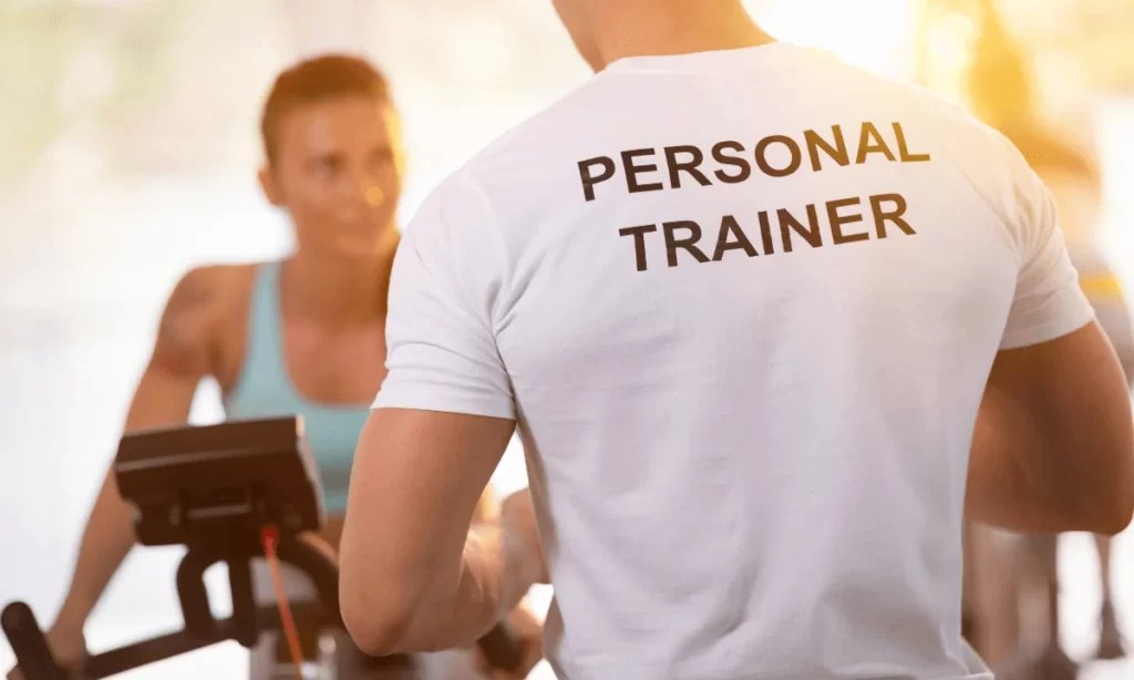 How much does a personal trainer cost? We review common prices and fees