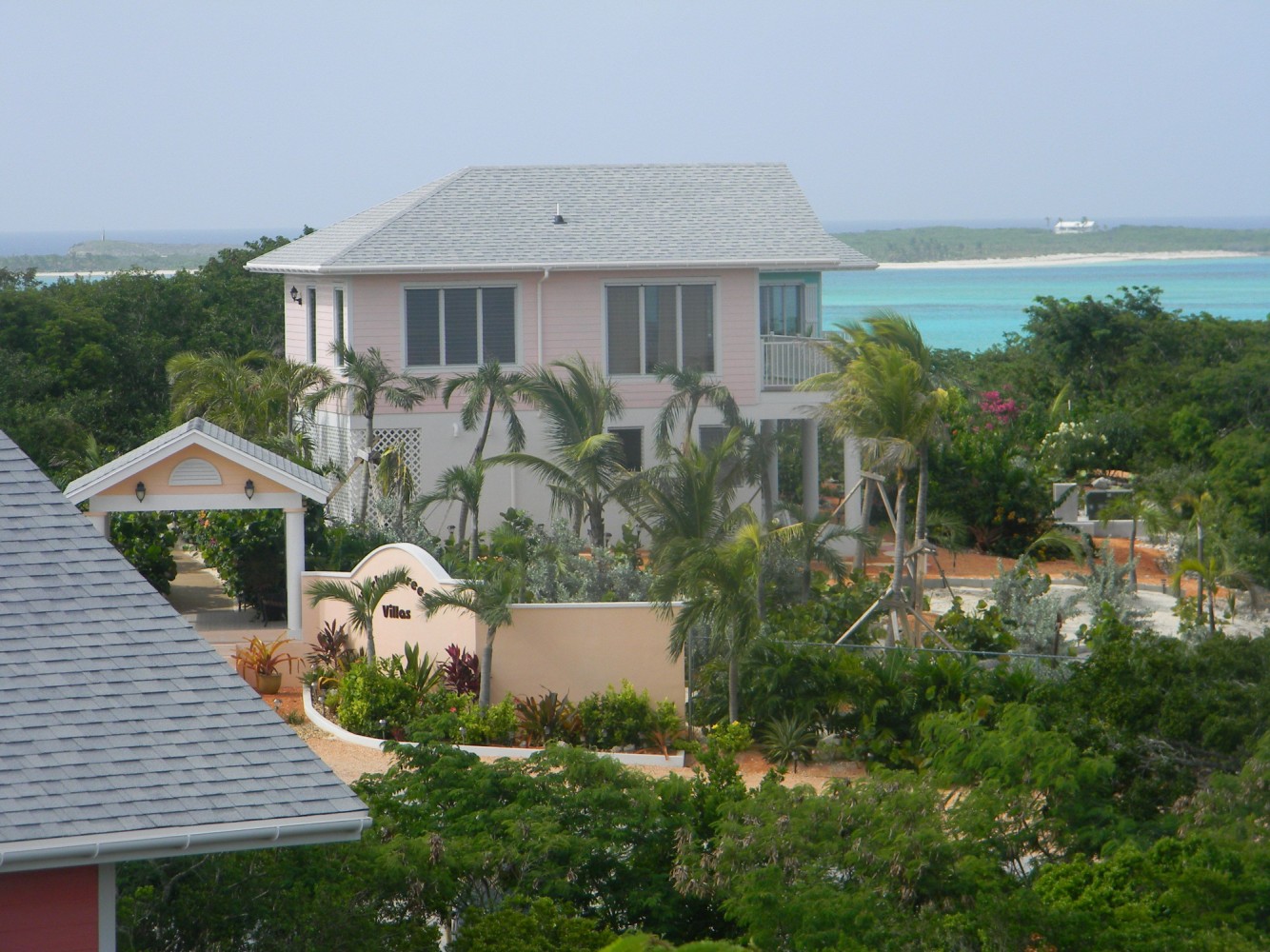 Harbor Breeze Villas & Resort LONG ISLAND, Bahamas Best Price Guarantee