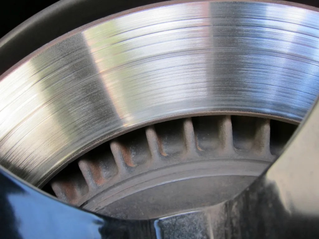 Addressing Grooved Rotor on Brake System