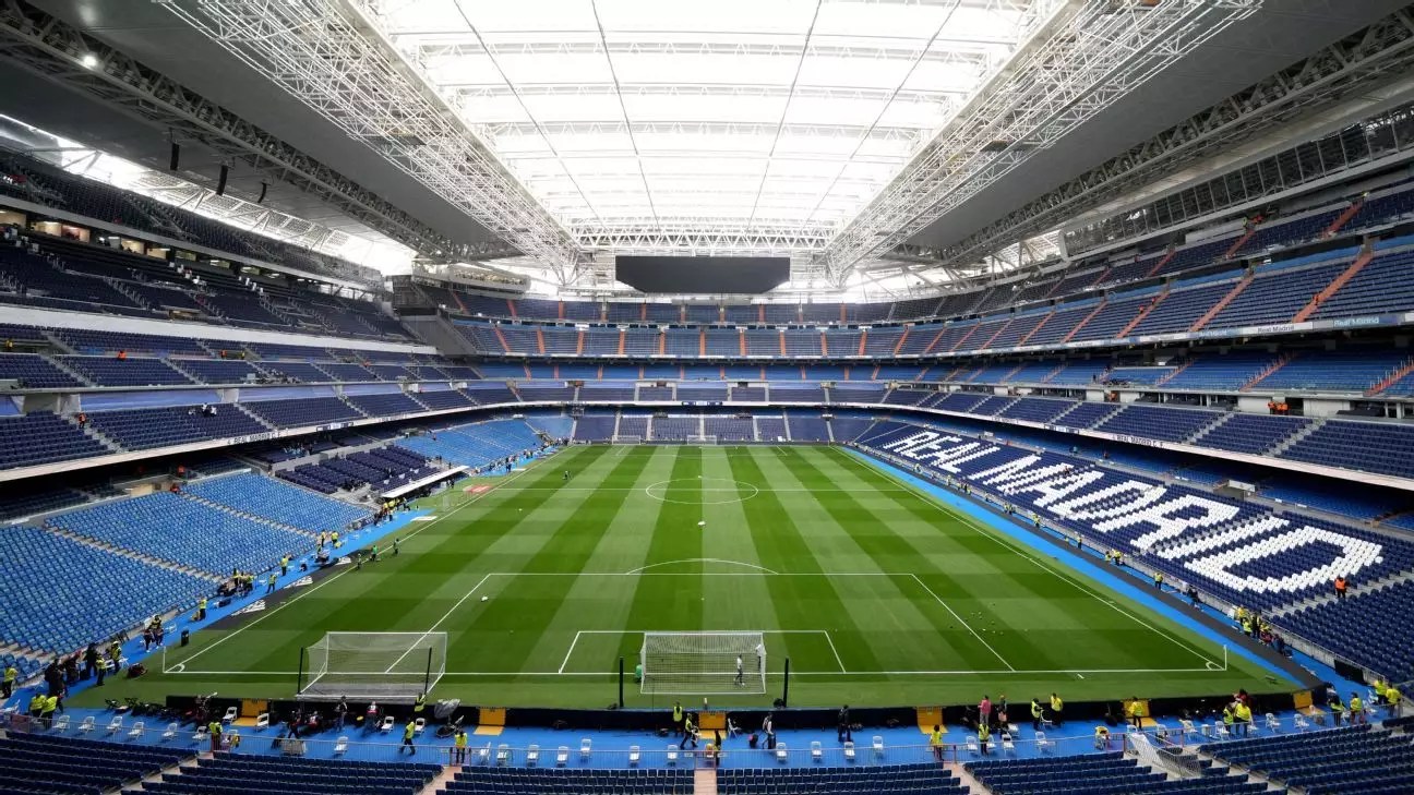 Real Madrid Requests to Play Manchester City Under a Closed Roof at Santiago Bernabeu