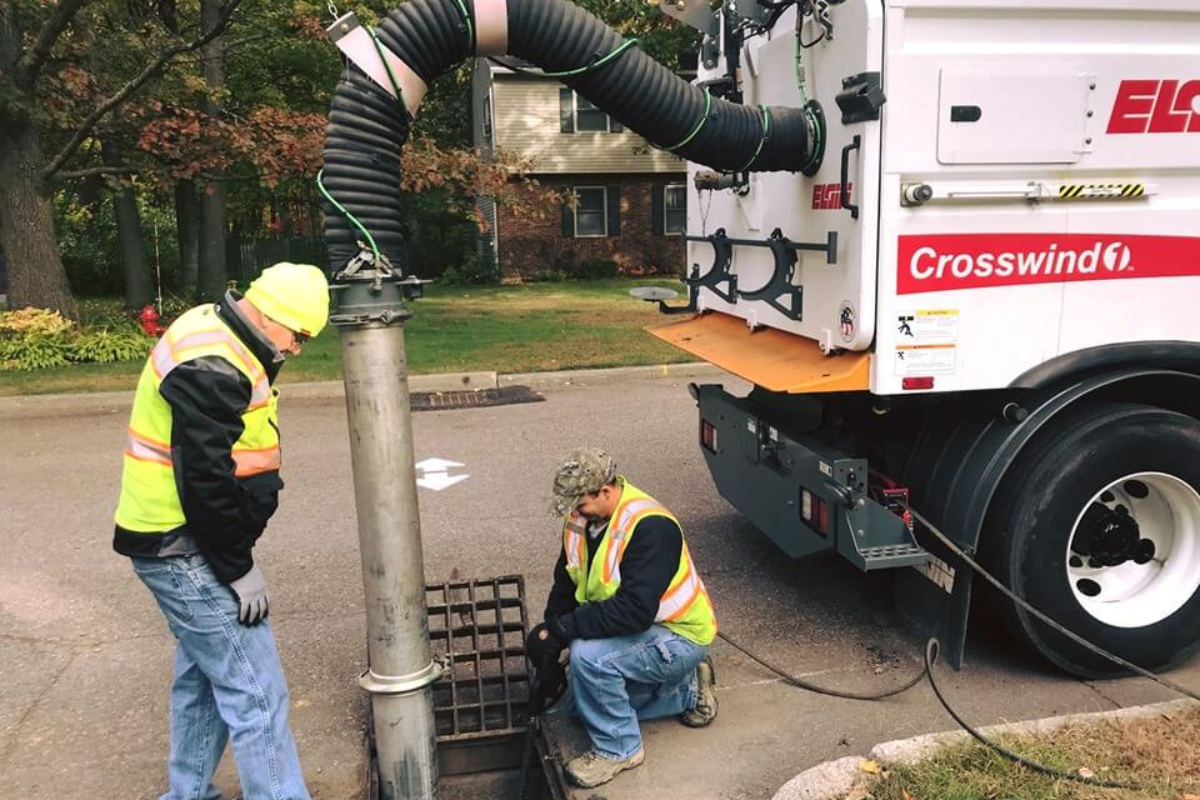 Elgin Crosswind1 Haaker Equipment Company