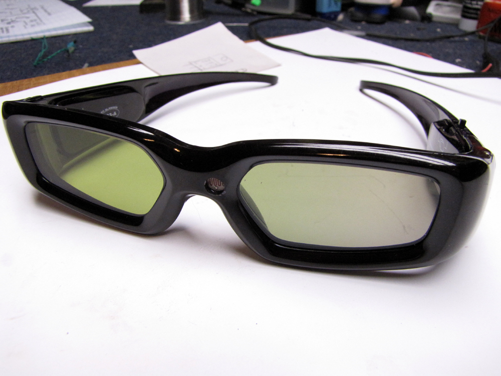 Turning 3D Shutter Glasses Into Automatic Sunglasses Hackaday