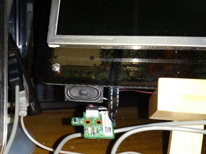 Use An Old Laptop As A Second Desktop Display Hackaday