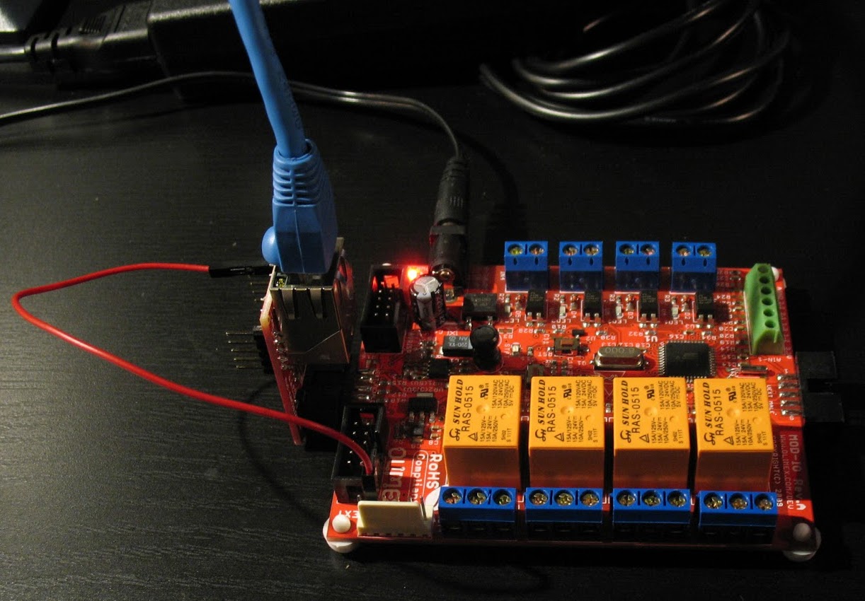 Embedded Server Is All About Clever Formatting Hackaday