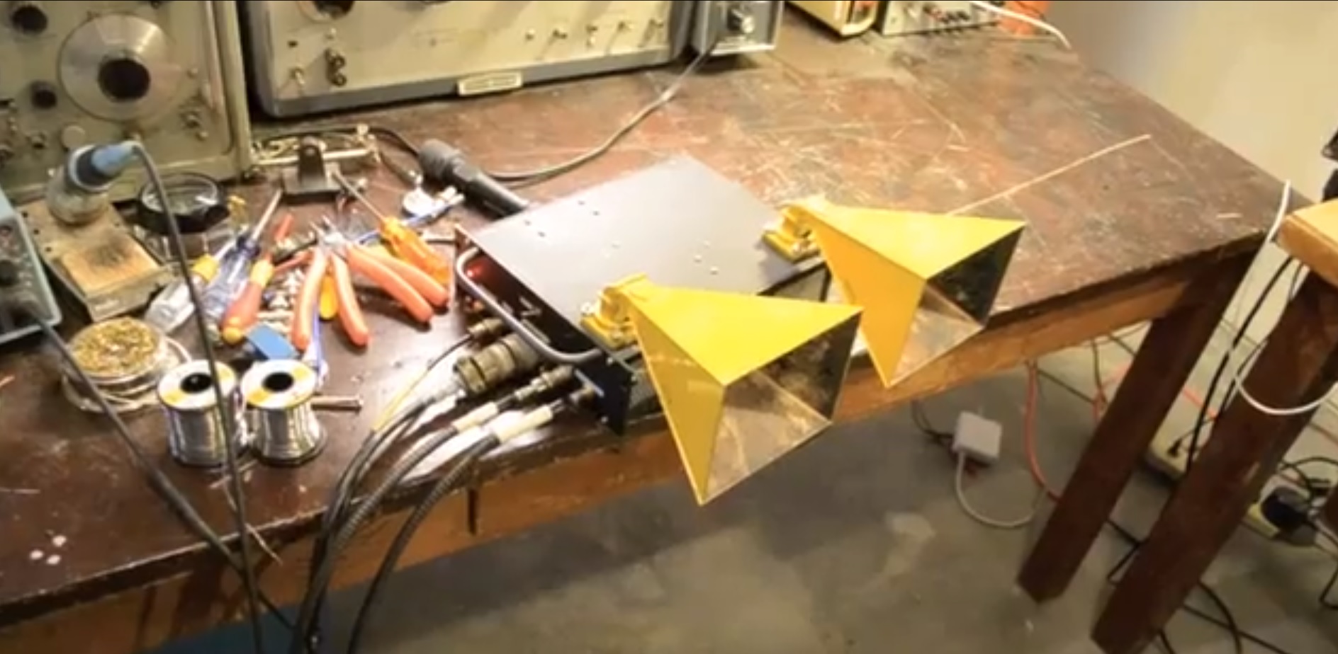 Homebuilt Ultra Wideband Impulse Radar Hackaday