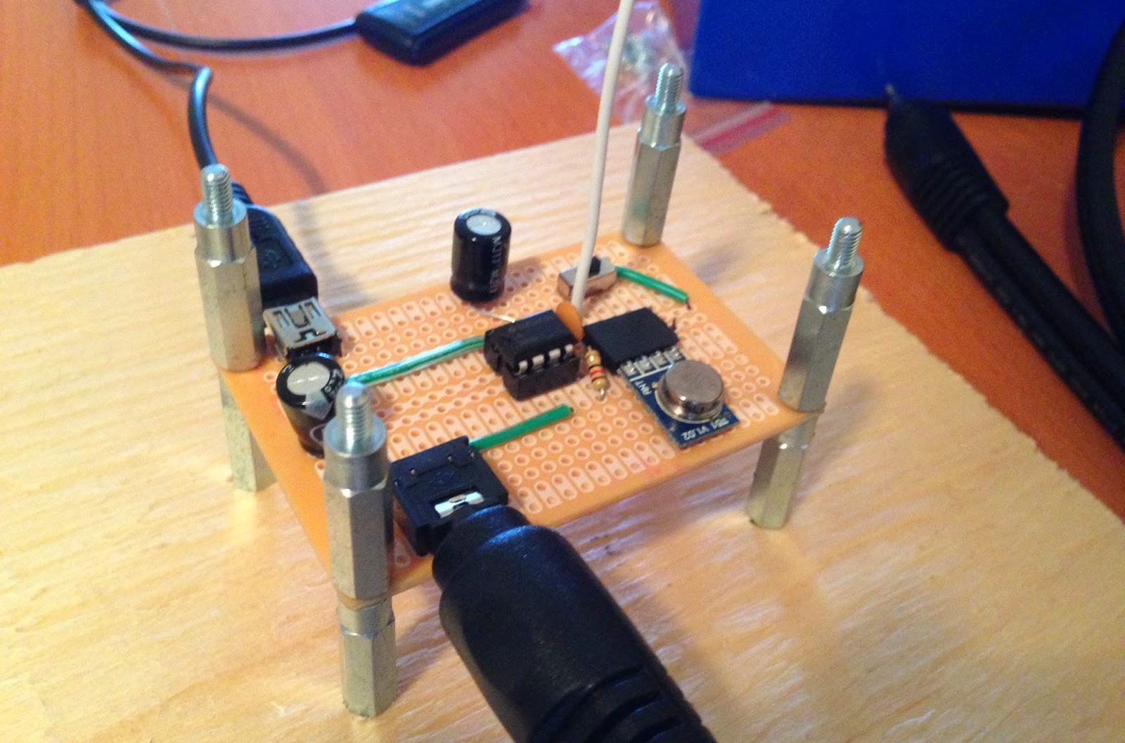 Hacking Rolling Code Keyfobs Hackaday