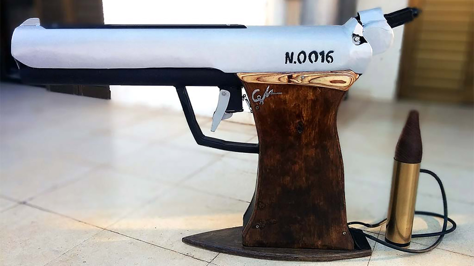 Beer Gun Shoots NonLethal Doses Of Beverages Hackaday