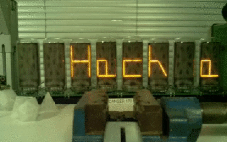 NixieBot Films Your Tweets Hackaday