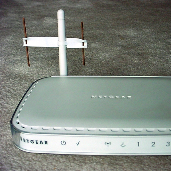 A Simple Yagi Antenna For Your WiFi Router Hackaday