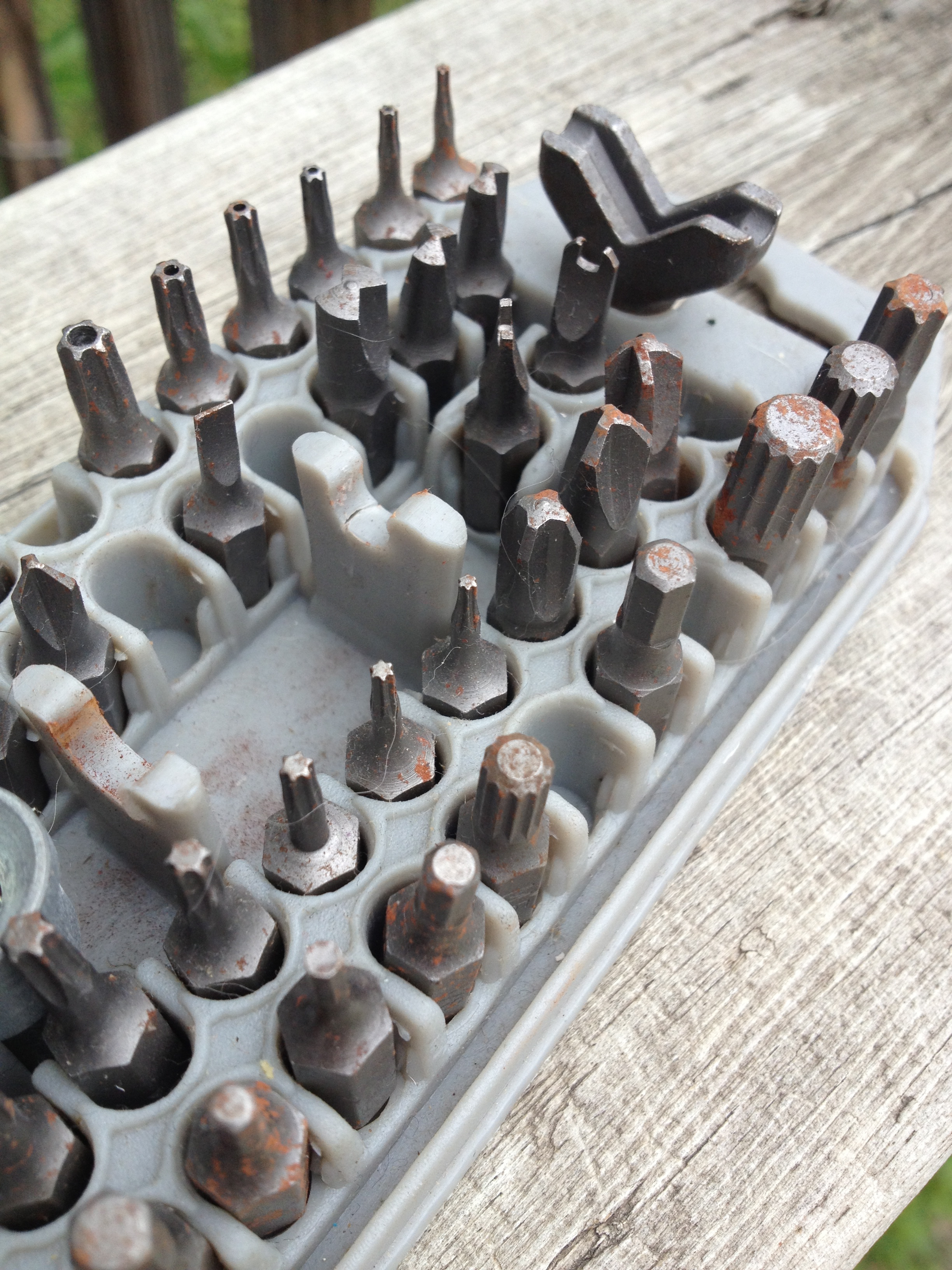 The Most Useless Tools You Can’t Seem To Part With Hackaday