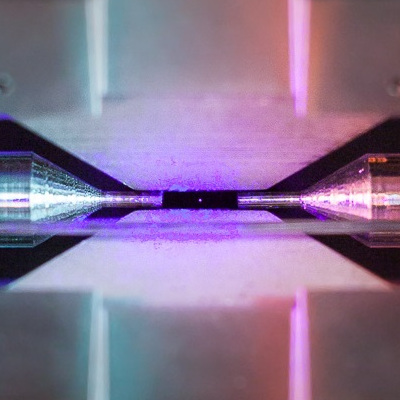Photograph Of Single Atom Captured With A Plain Old Camera Hackaday