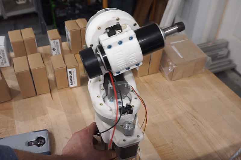 Home Made 5Axis CNC Head Is A Project To Watch Hackaday