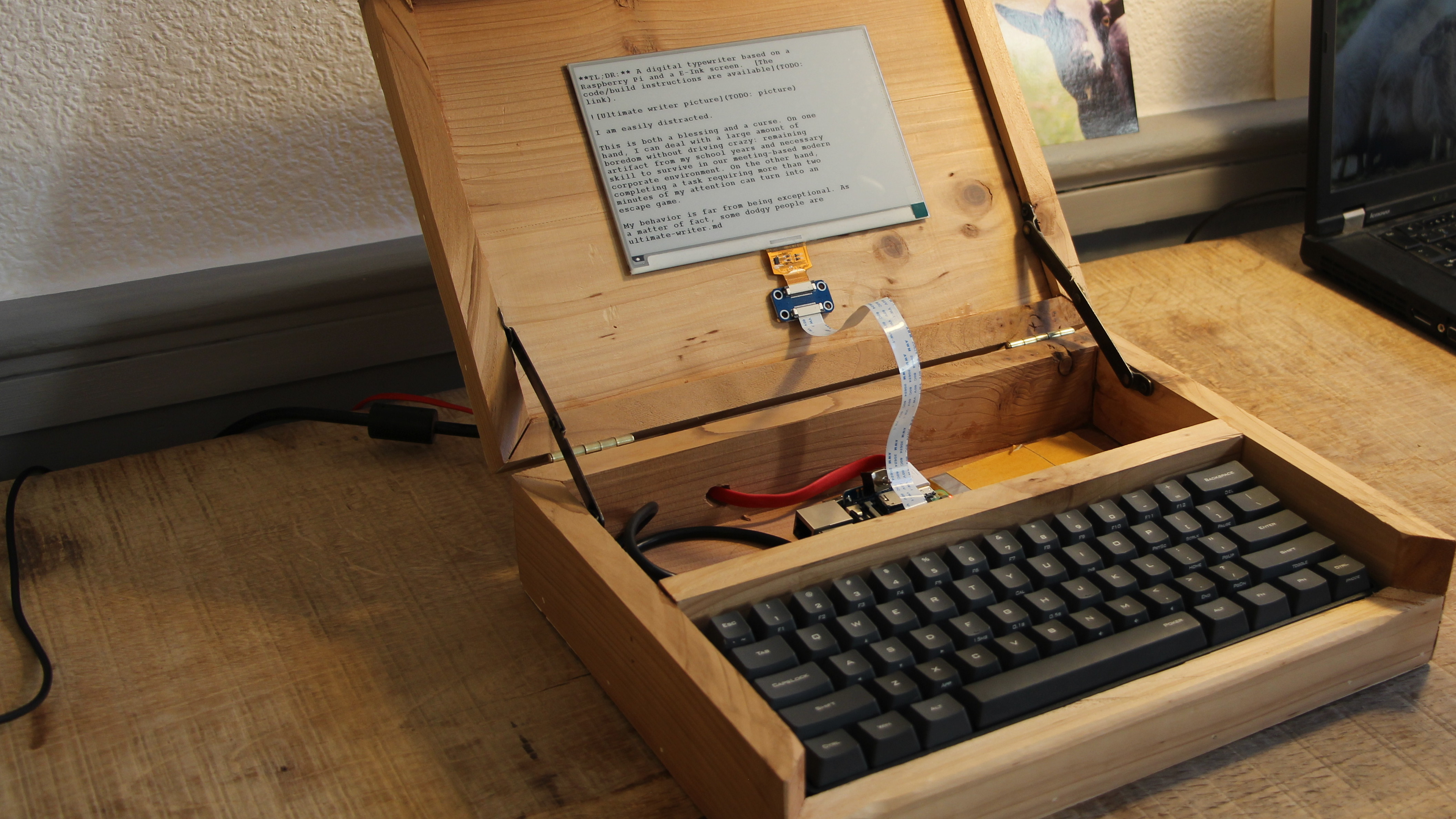 Eink Typewriter Is Refreshingly Slow Hackaday