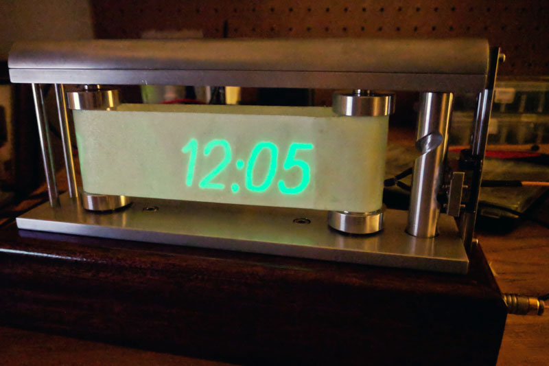UV Glow Clock Tells The Time Glowingly Hackaday