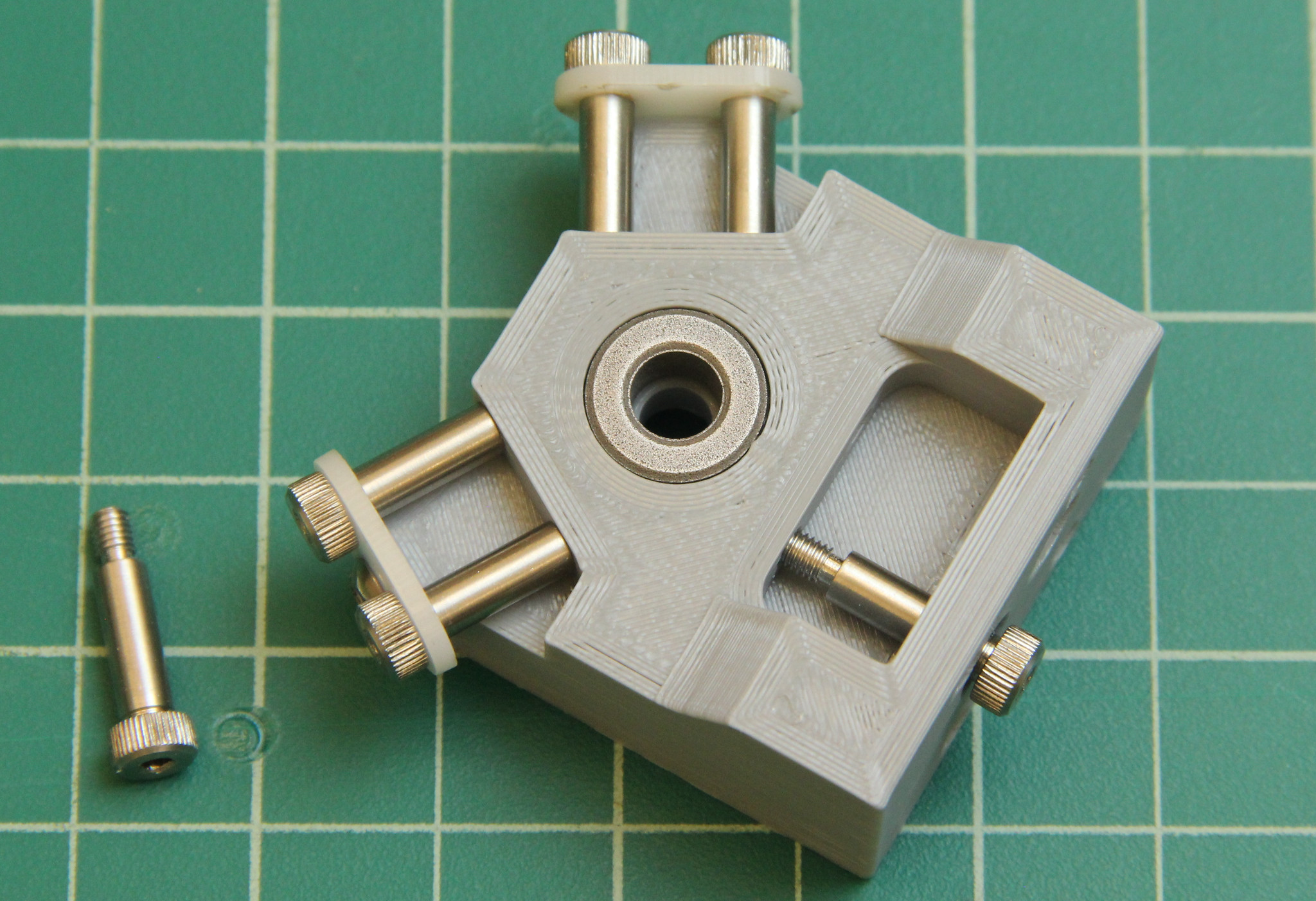 Jubilee A Toolchanging Homage To 3D Printer Hackers Everywhere Hackaday