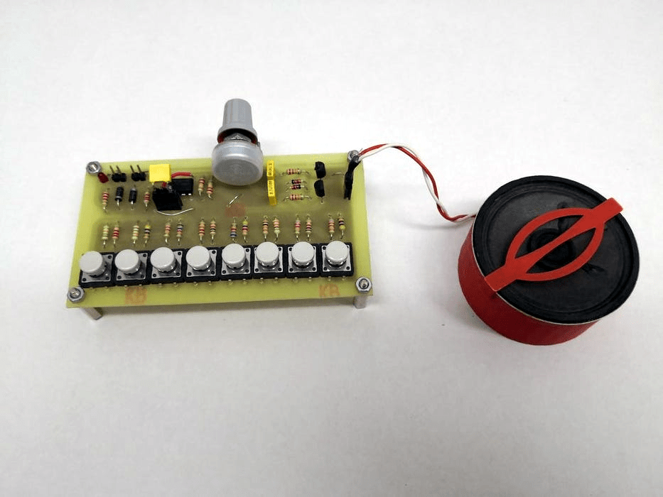 One Chip Does It All In This MacGuyver Synth Hackaday