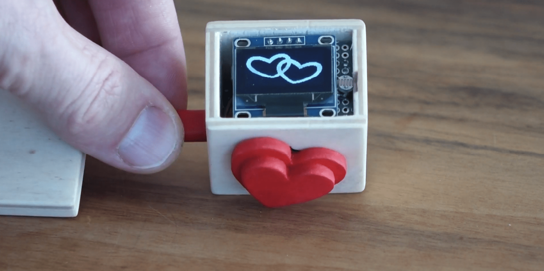 Lovebox Gives Infinite Treats Sweeter Than Chocolate Hackaday
