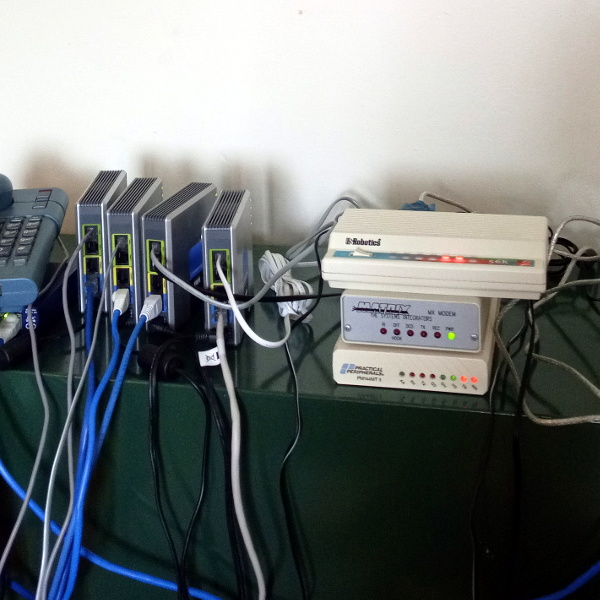 Build Your Own DialUp ISP Now With Modem Pool! Hackaday