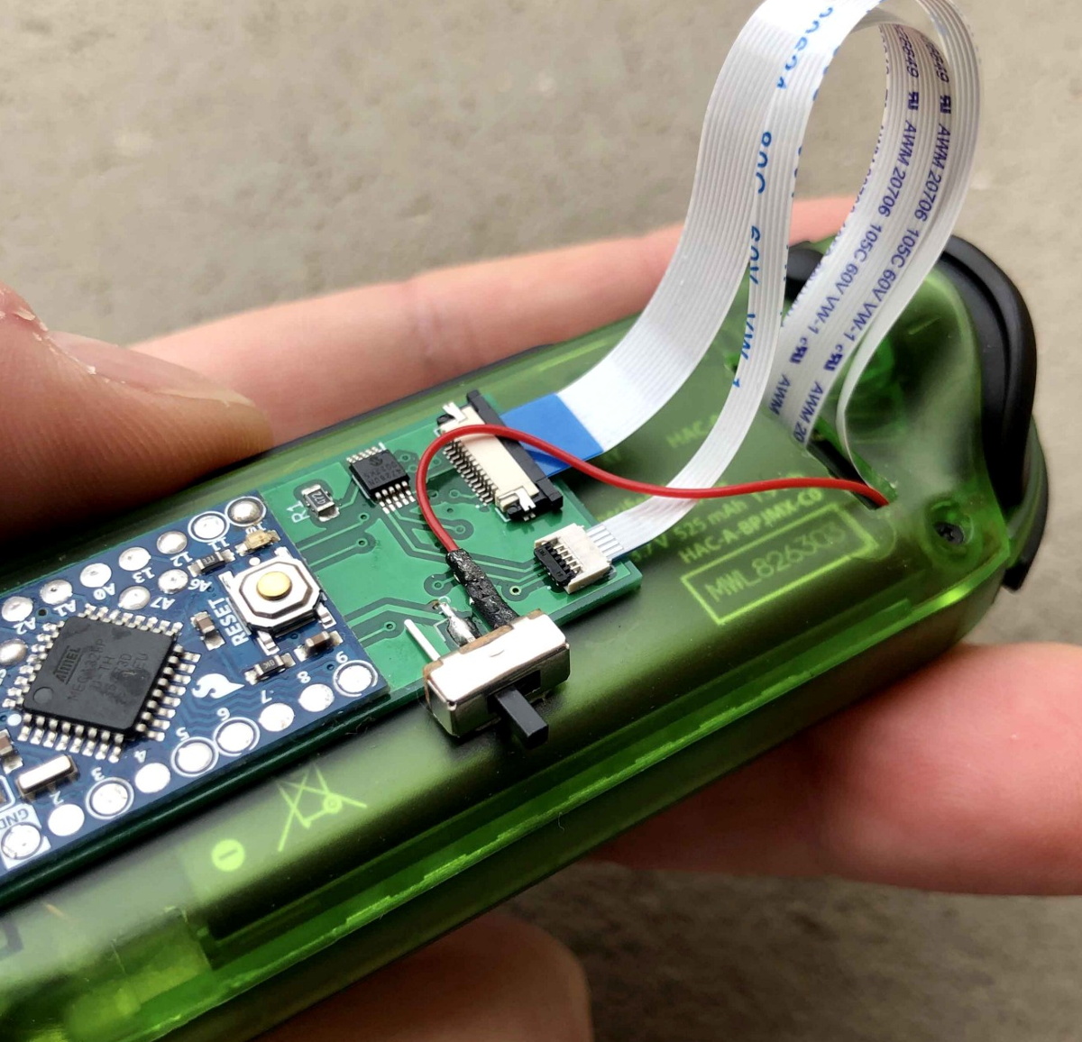 JoyCon Mod Gives Nintendo Switch Touchpad Control Hackaday