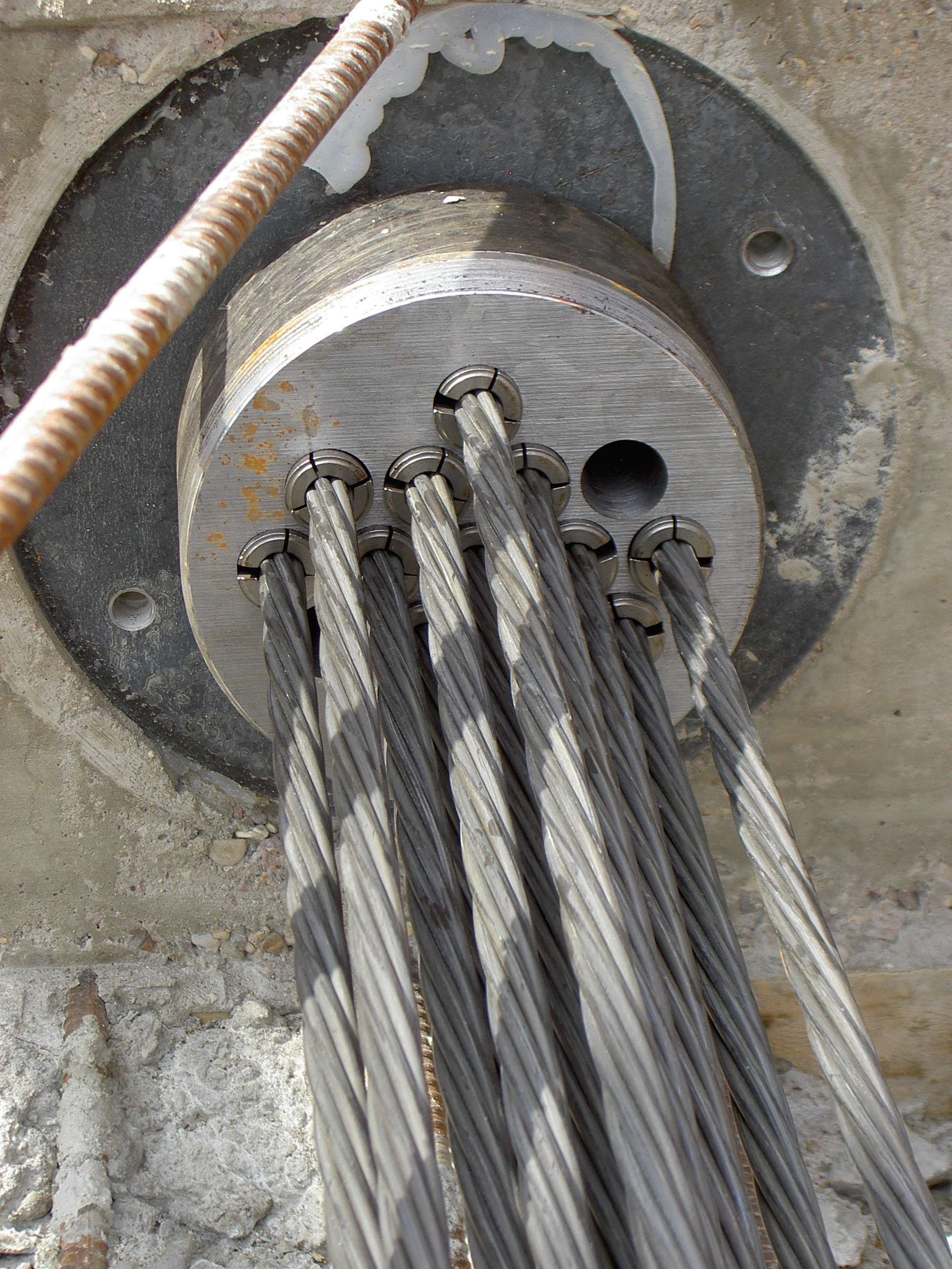 A Good, Hard Look At PreStressed Concrete Hackaday