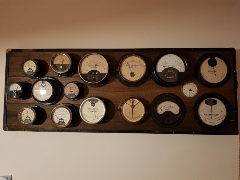 Supersized Weather Station Uses Antique Analog Meters LaptrinhX